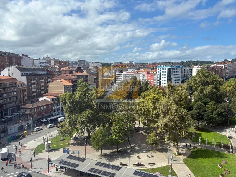 Foto c733e74f-b811-4fbf-b492-1b6f71d30eea. Pis amb calefacció aparcament a Centro Avilés
