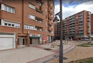 Lloguer Local Comercial  Logroño - general vara de rey. Local comercial de obra. posibilidad de union a  otro local de 5