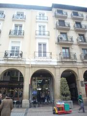 Lloguer Local Comercial  Logroño - calle portales. Edificio completo en alquiler en casco antiguo de logroño.  call