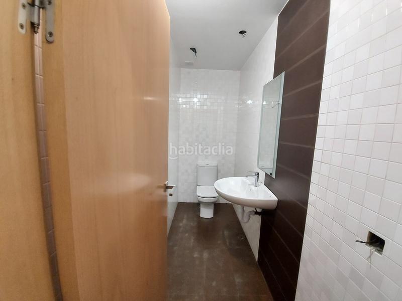 Foto 5e47f6ab-1699-4a34-bd6a-a3937643e212. Lloguer local comercial a Gran Via Logroño