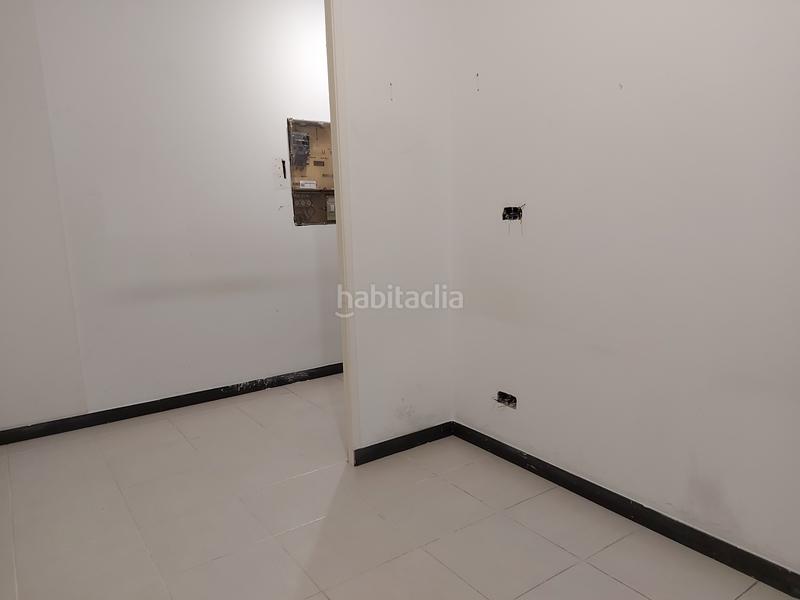 Foto b0b8fb1f-e362-4aff-8ad6-9a152300ba39. Lloguer local comercial a Gran Via Logroño