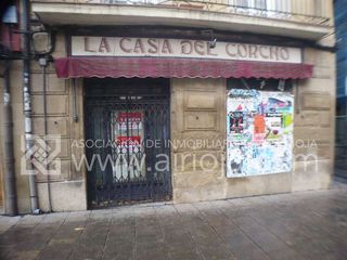 Miete Geschäftsraum  Logroño - calle mercaderes. Local en esquina en pleno casco antiguo de logroño, zona de bare