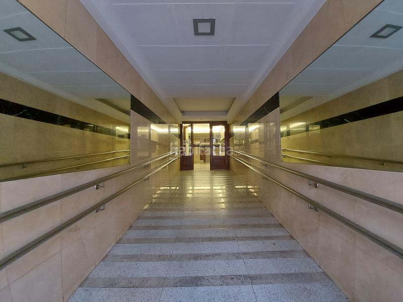 Foto 9b659bb3-e458-4bc5-9b6b-892a3ffe6e4a. Rent office space in Gran Via Logroño