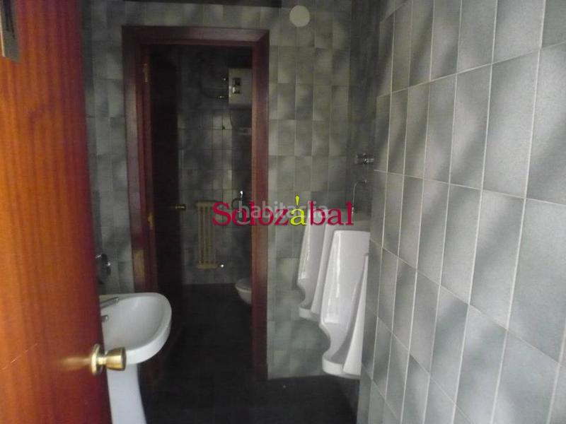 Foto 7243526e-3c0a-4e33-8ce5-ac5dbcb1eaa5. Rent office space with heating in Gran Via Logroño