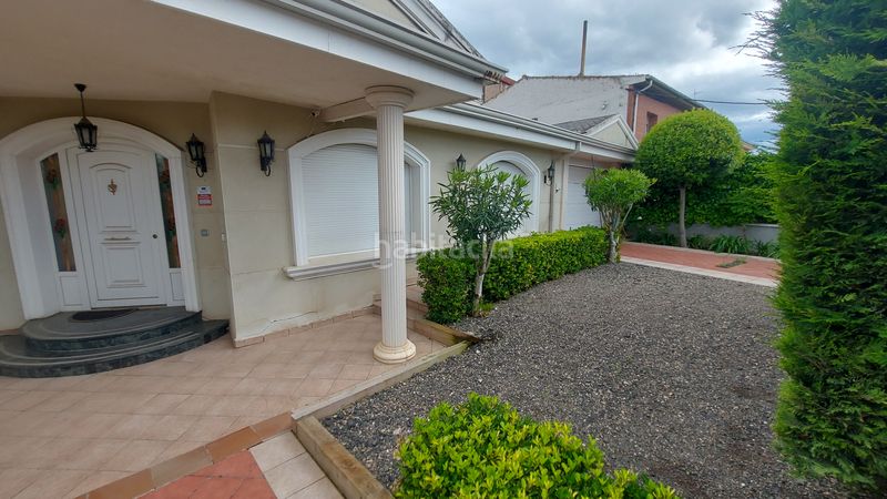 Foto c149e11e-bfe7-4a5b-bd33-754e2d8e5827. Casa a Lardero