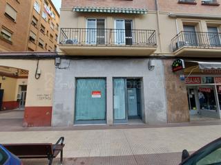 Location Local commercial  Marques de murrieta. Local acondicionado en calle marques de murrieta. frente a los j