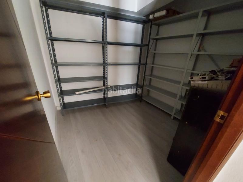 Foto 169524a3-7dd6-433a-b823-de81b96880e2. Rent office space with heating in Gran Via Logroño