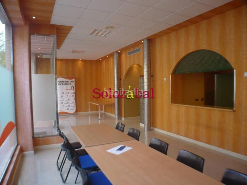 Foto 01516a3d-c39a-4243-b877-0af291c99afe. Alquiler local comercial local preparado para oficinas y acceso con vado . en Logroño