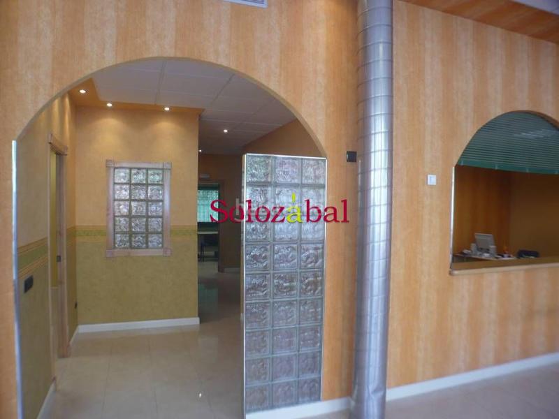 Foto 1706c015-8336-4eec-893d-935f1e6f54f6. Alquiler local comercial local preparado para oficinas y acceso con vado . en Logroño