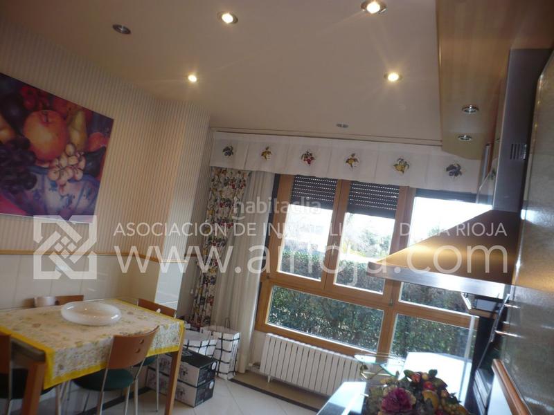 Foto 0024ab92-8c27-4e66-94c2-53f8e787cdf7. Haus mit heizung parking pool in Avenida Madrid Logroño