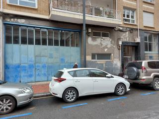 Lloguer Local Comercial  Logroño - doctor múgica. Local frente a colegio cerca de pérez galdós y la gran vía de lo