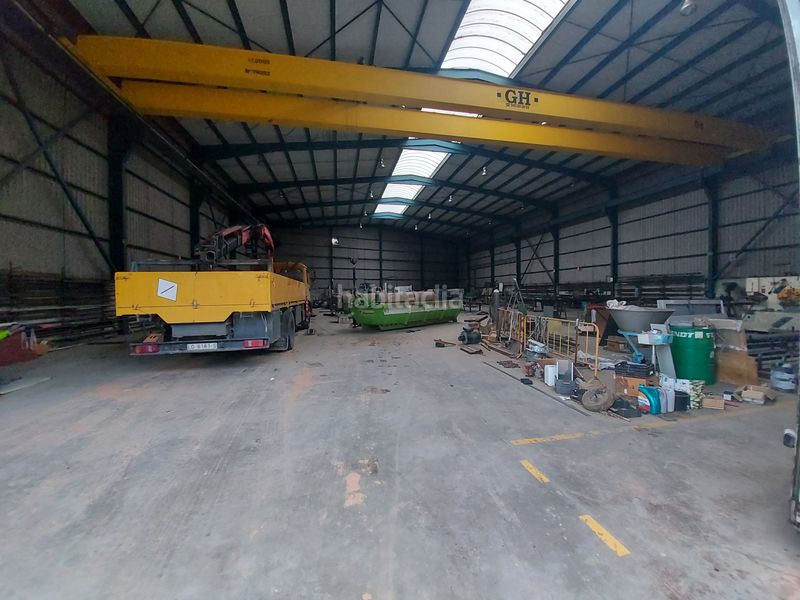 Foto 801d32e6-5696-476e-b030-a750b6ada433. Fabrikhalle in Albelda de Iregua