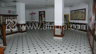 Lloguer Local Comercial  Logroño - pilar salarrullana. Amplio local en el centro de logroño junto a gran via y san antó