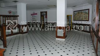 Miete Geschäftsraum  Logroño - pilar salarrullana. Amplio local en el centro de logroño junto a gran via y san antó