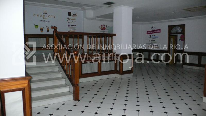 Foto 1b3f38f7-334c-4e3a-afd6-64c91502b28f. Lloguer local comercial a Gran Via Logroño