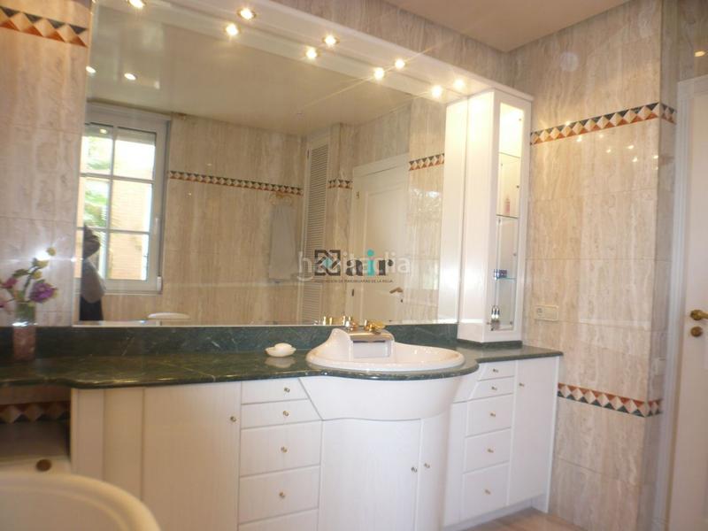 Foto d1d029fa-8d2f-4de8-bb3f-c7885a1dbd35. Maison avec chauffage parking piscine dans Avenida Madrid Logroño