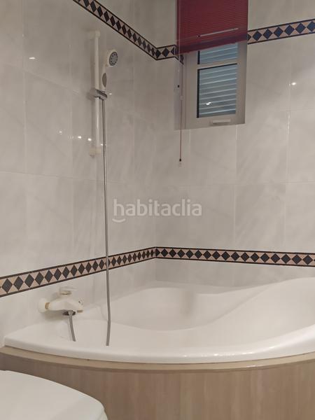 Foto e0f79f82-c103-49d3-a2c1-98fb28ca25bc. Maison avec chauffage parking piscine dans Avenida Madrid Logroño