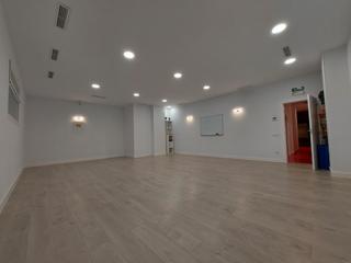 Local Comercial  Logroño - pepe blanco. Local en venta y alquiler, con amplia sala insonorizada y baño a