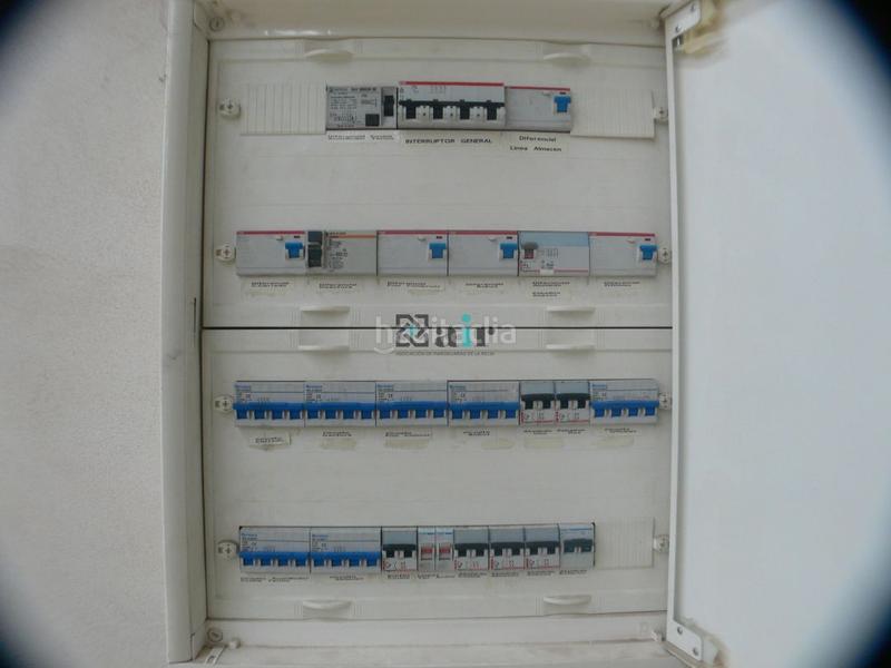 Foto 651315d5-213d-4e37-bbc8-d200fda264c7. Miete fabrikhalle in Oyón / Oion