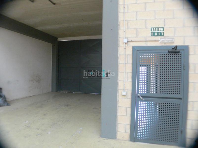 Foto a2fa77a7-d2d1-44ad-9d36-0fffd64b8d45. Miete fabrikhalle in Oyón / Oion