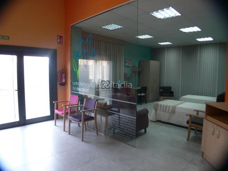 Foto b32791f2-0b5a-4e36-9799-8a5da98f08a0. Miete fabrikhalle in Oyón / Oion