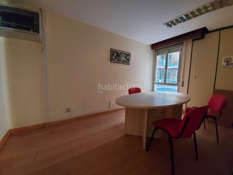 Foto 4e5ea060-bebd-462c-84f7-882ec47311f9. Bureau avec chauffage dans Gran Via Logroño