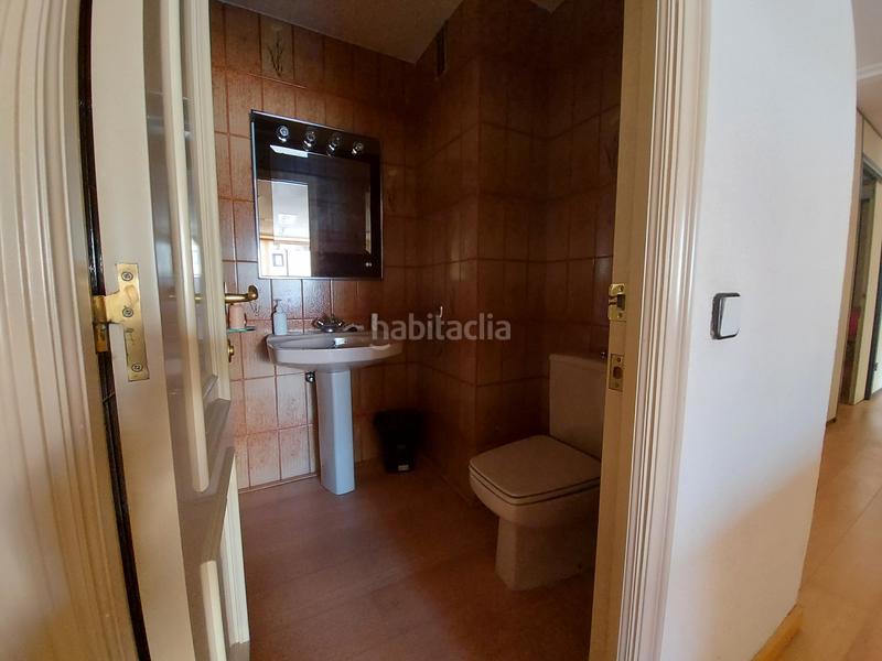 Foto 63398216-17af-465d-81a6-4b8f8516e142. Bureau avec chauffage dans Gran Via Logroño