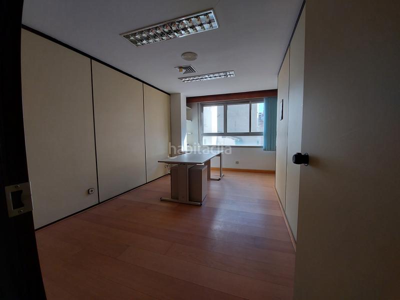 Foto b450051f-adfb-42c7-9862-26b6a64c0dce. Bureau avec chauffage dans Gran Via Logroño