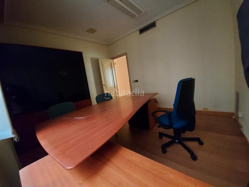 Foto f108d57e-29b3-4488-b08a-f8ed4eb92f92. Bureau avec chauffage dans Gran Via Logroño
