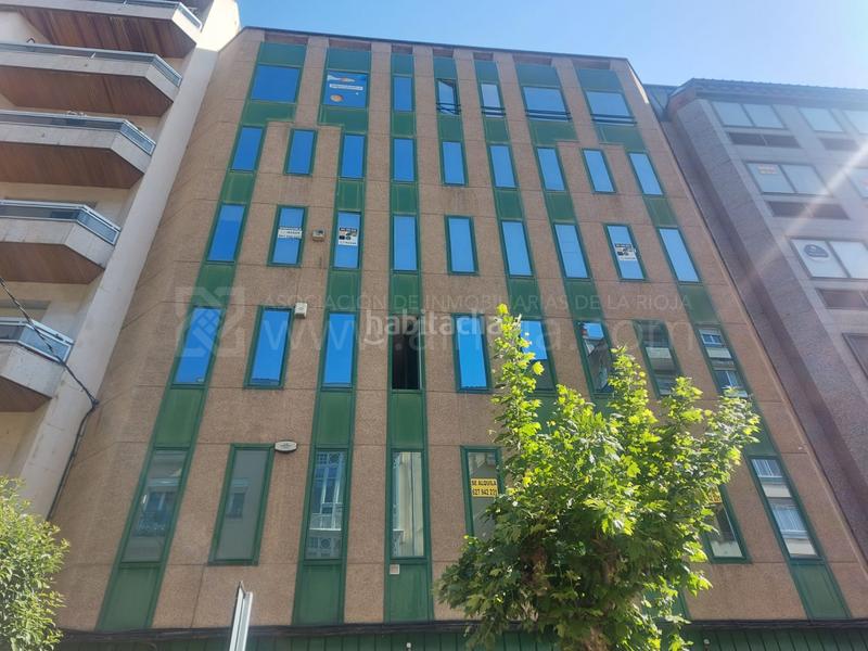 Foto ad5518eb-9d10-48da-a71d-5bab2f689f80. Affitto ufficio in Casco Antiguo Logroño