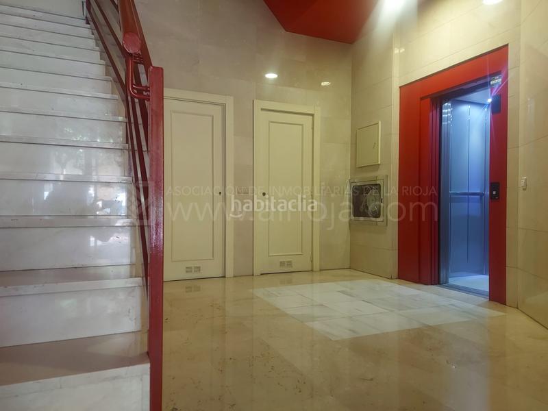 Foto 823b1733-5cff-4201-aa43-bd8590b7cbbe. Location bureau dans Casco Antiguo Logroño