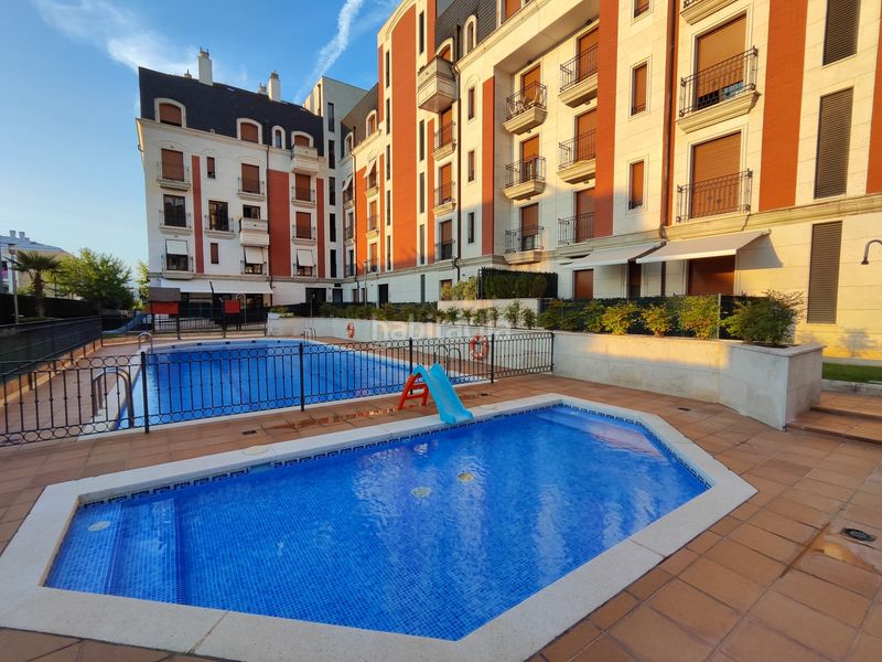 Foto b61a9c9a-0712-40e5-b04a-69f2bff0dc75. Pis amb calefacció aparcament piscina a La Cava - Fardachón Logroño