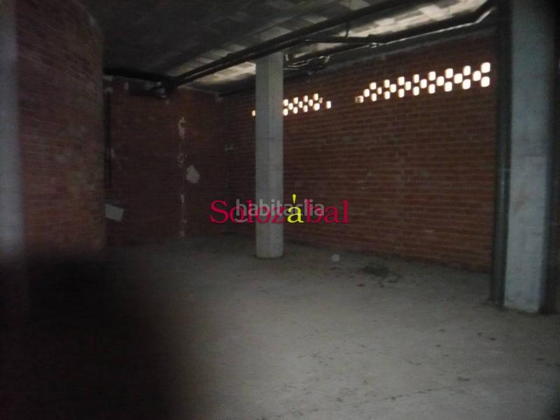 Foto aa99f37f-08eb-42ca-8b25-7f735fa318b5. Local comercial a Los Lirios Logroño