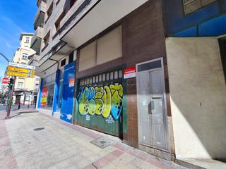 Local Comercial  Logroño - vara de rey    -   ingenieros pino y amorena. Local céntrico junto a general vara de rey de logroño.