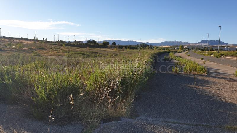 Foto 39b424e7-3d42-4868-aca1-375592d8e60e. Terrain résidentiel dans Polígono Cantabria Logroño