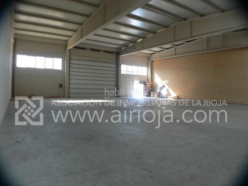 Foto b9579a3b-9805-4f2f-b353-99282da1daf4. Alquiler nave industrial nave a estrenar en alquiler , ideal para almacén. en Navarrete