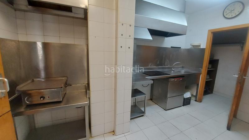 Foto 7bf7d8c2-6059-4845-b312-b16ff4fc80ec. Alquiler local comercial en el corazón de la ciudad calle gran vía , se encuentra este magnífico local en alquiler con dos accesos plaza de en Logroño