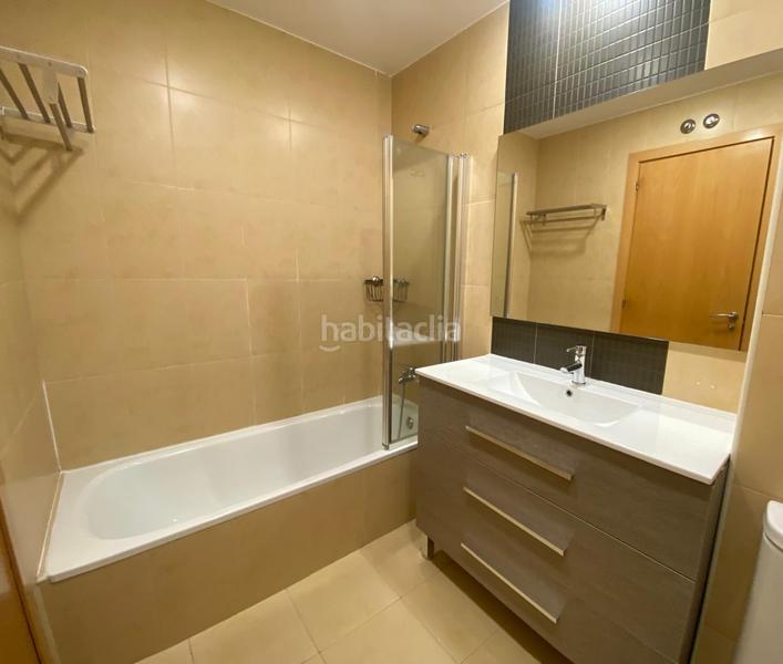 Foto 161fca8b-4d17-4d3c-8477-0899ab59921b. Location appartement avec chauffage parking piscine dans Lardero