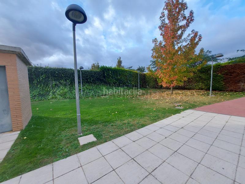 Foto 69ffbbcb-703c-4834-8e49-197305aa313e. Location appartement avec chauffage parking piscine dans Lardero