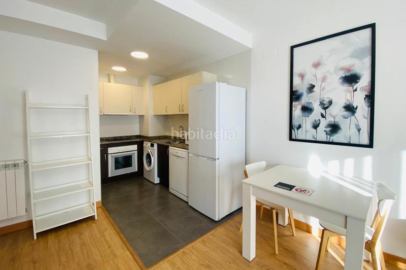 Foto 9a6b2335-977d-4f1f-90b6-817c6fcc579a. Location appartement avec chauffage parking piscine dans Lardero