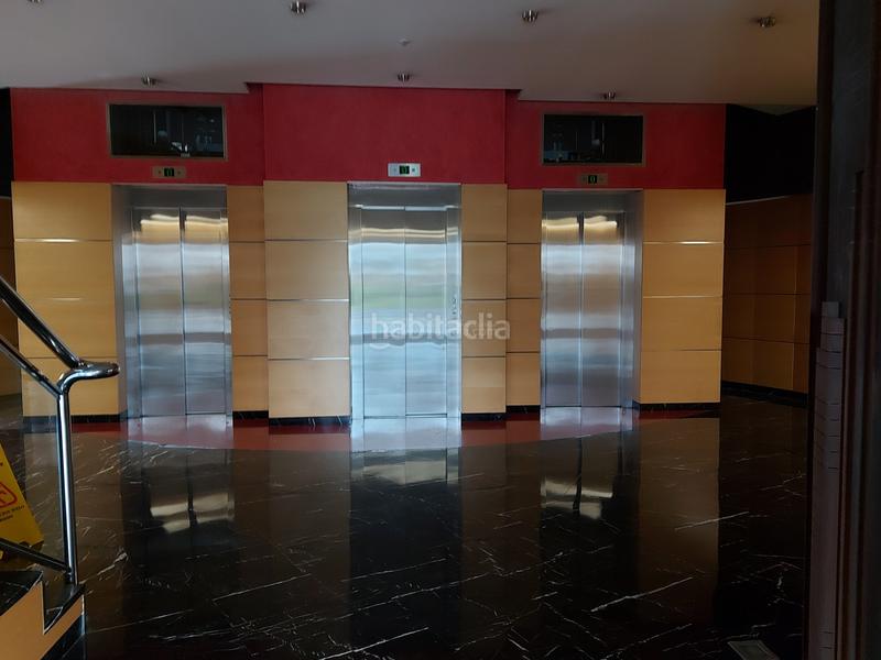 Foto 540b2a7d-9bc9-4ba8-9c63-3772aeaa2e1e. Rent flat with heating parking pool in Los Lirios Logroño