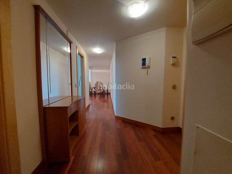 Foto f1976c77-a61c-4501-8ccb-4a164bcee5af. Rent flat with heating parking pool in Los Lirios Logroño