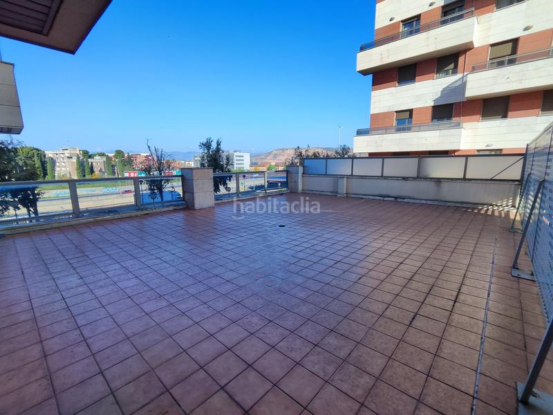 Foto 7437d1d5-d108-483b-9f8a-942ff25b17dd. Oficina  totalmente montada para entrar en Los Lirios, junto al centro comercial berceo en Logroño