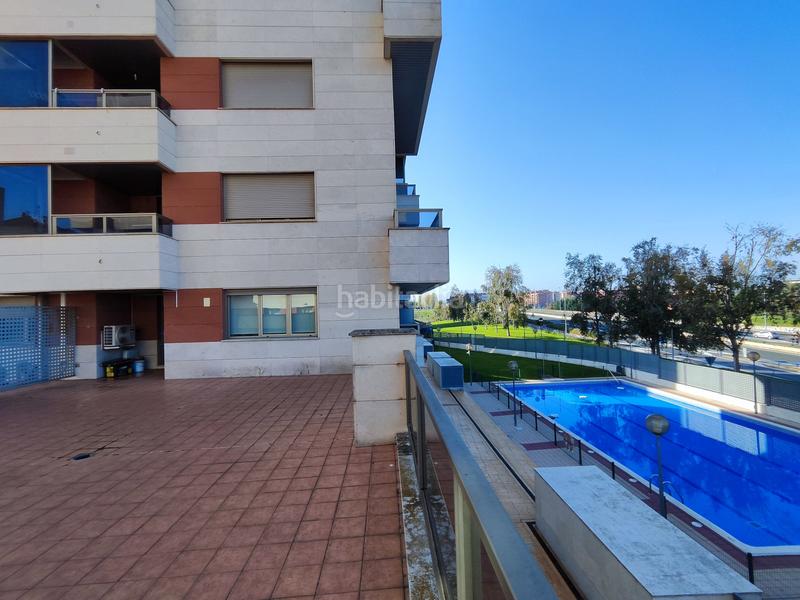 Foto c4754890-74cf-494f-b275-1966135219cb. Oficina  totalmente montada para entrar en Los Lirios, junto al centro comercial berceo en Logroño