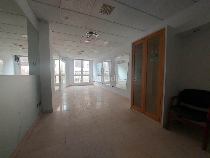 Foto 7ea0a8c3-e045-4f66-b27b-84cf0fe81bb7. Ufficio in Gran Via Logroño