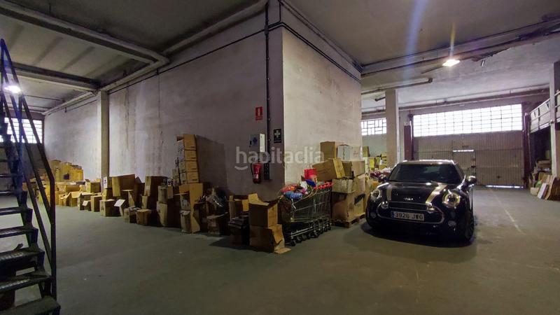 Foto 4edd4e34-1129-412c-a69b-153588e4b1ed. Local comercial local muy grande con vado permanente en beatos mena y navarrete . en Logroño