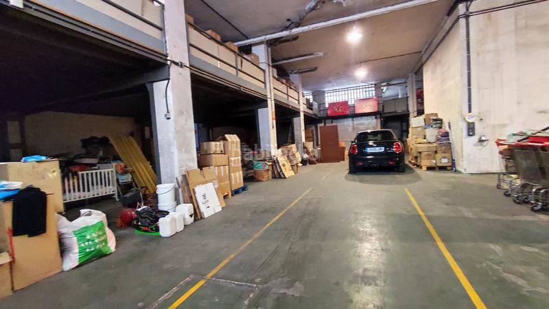 Foto 54d51aa9-486e-4bde-a55b-087d9ed9c854. Local comercial local muy grande con vado permanente en beatos mena y navarrete . en Logroño