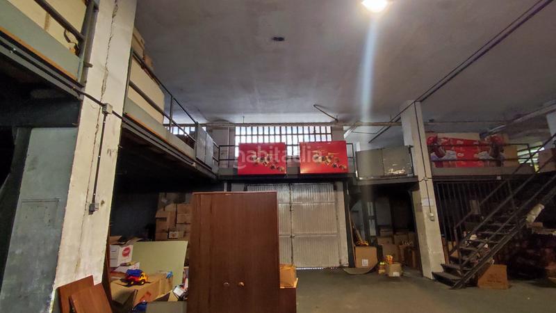 Foto 81a18286-d686-40ea-aee0-169e7a5d4479. Local comercial local muy grande con vado permanente en beatos mena y navarrete . en Logroño