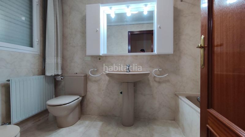 Foto a4fe8f9e-ba19-4fc2-88e2-e0977b153555. Pis amb calefacció a Residencia Logroño