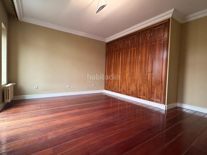 Foto 0db120e9-5326-41ec-b089-ef16fde08201. Maison avec chauffage parking piscine dans Avenida Madrid Logroño